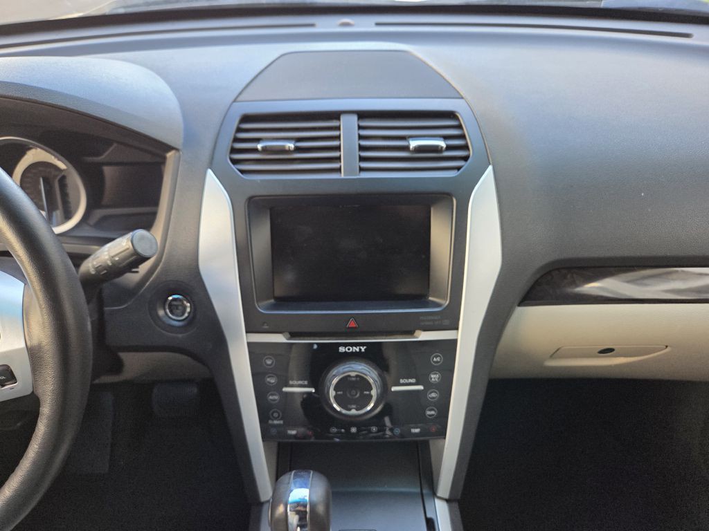 2014 Ford Explorer Image 45