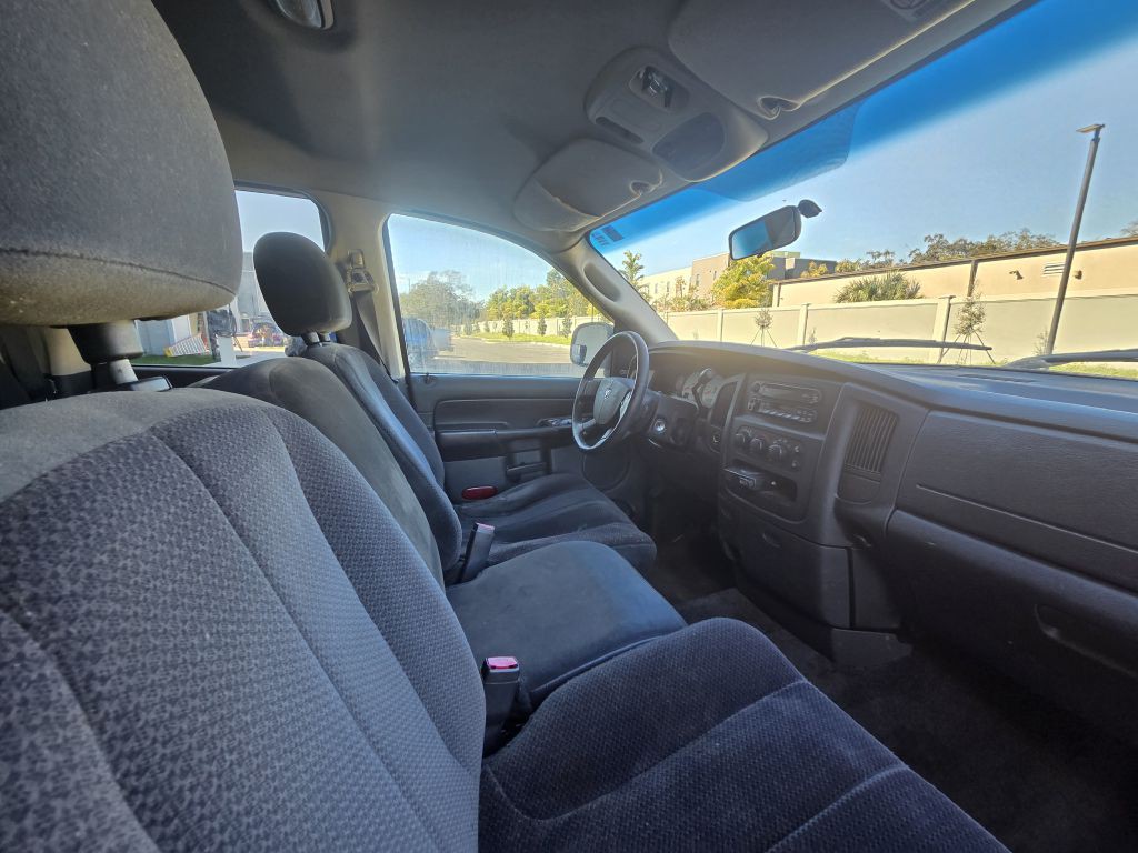 2004 Dodge Ram 1500 Image 25