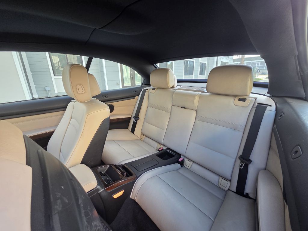 2012 BMW 3 Series Image 34