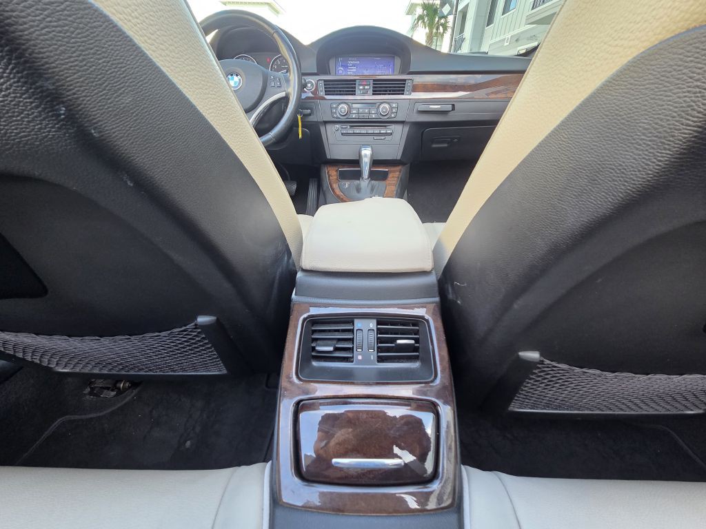 2012 BMW 3 Series Image 47