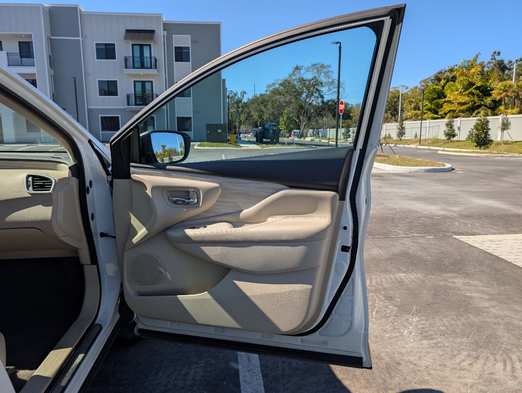 2017 Nissan Murano Image 23