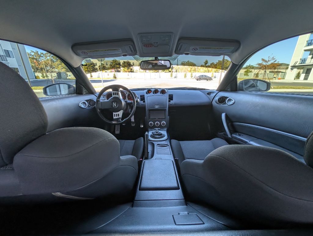 2006 Nissan 350Z Image 14