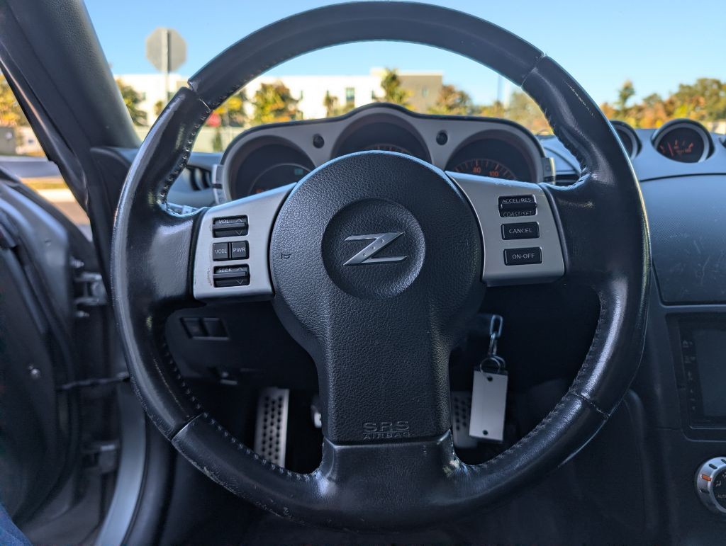 2006 Nissan 350Z Image 22