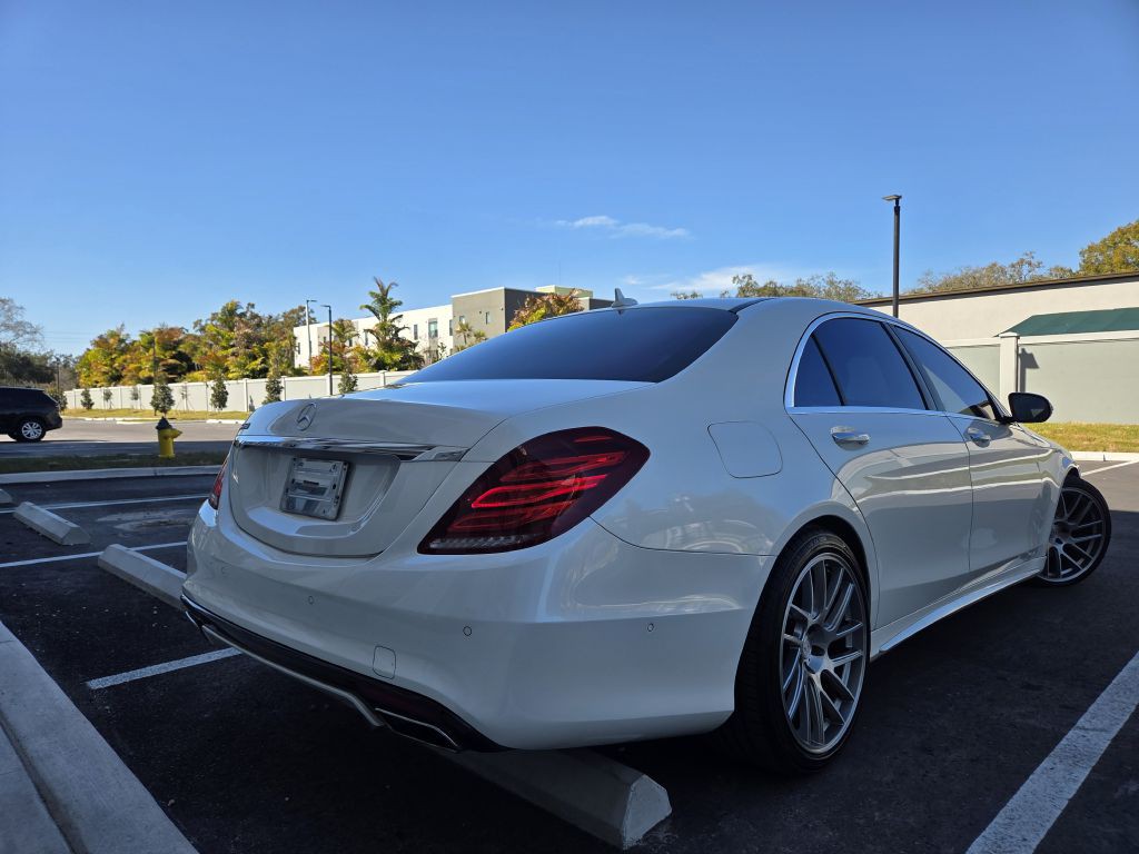2014 Mercedes-Benz S-Class Image 6