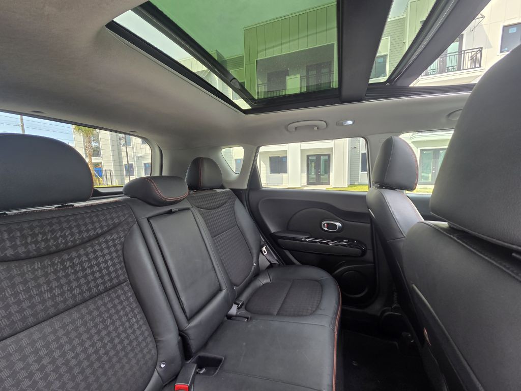 2018 Kia Soul Image 38