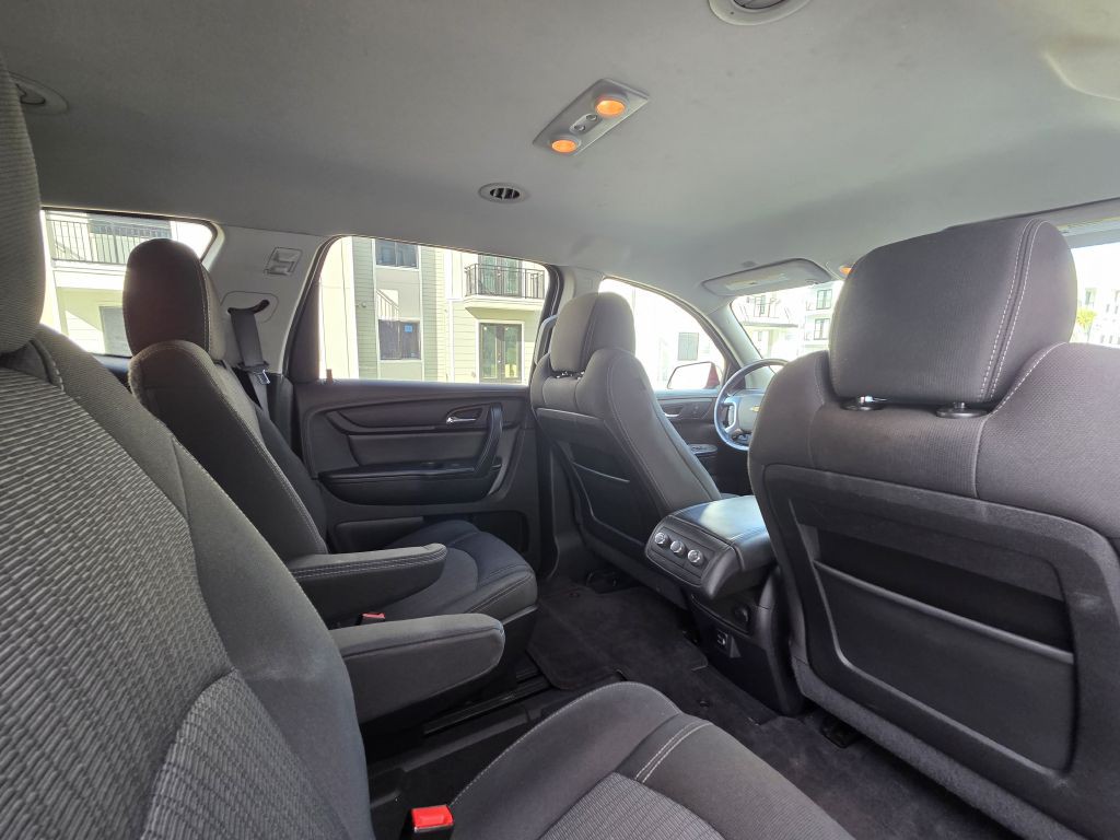 2017 Chevrolet Traverse Image 34