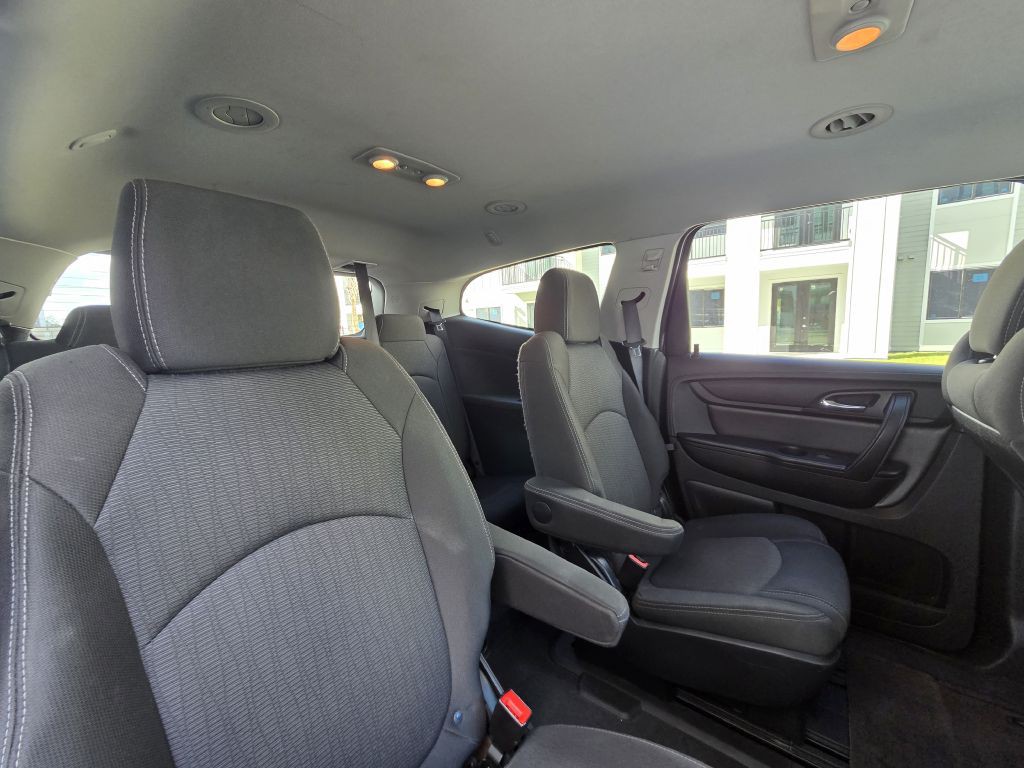 2017 Chevrolet Traverse Image 35