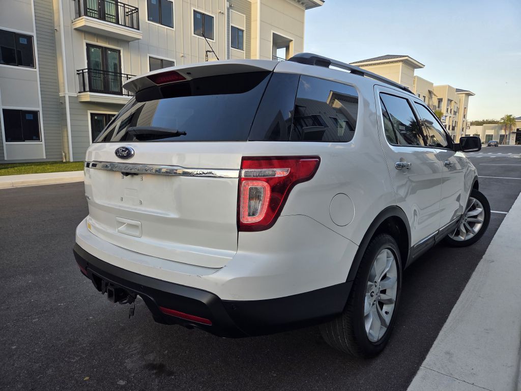 2015 Ford Explorer Image 6
