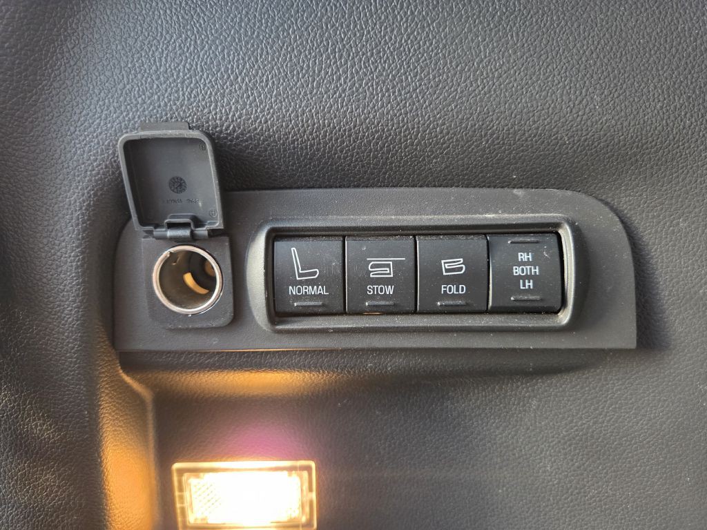 2015 Ford Explorer Image 21