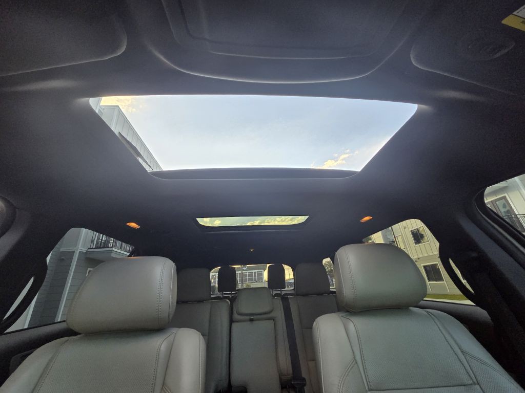 2015 Ford Explorer Image 31