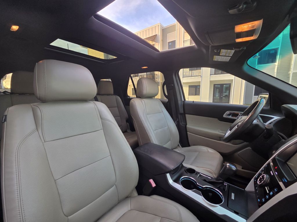 2015 Ford Explorer Image 50