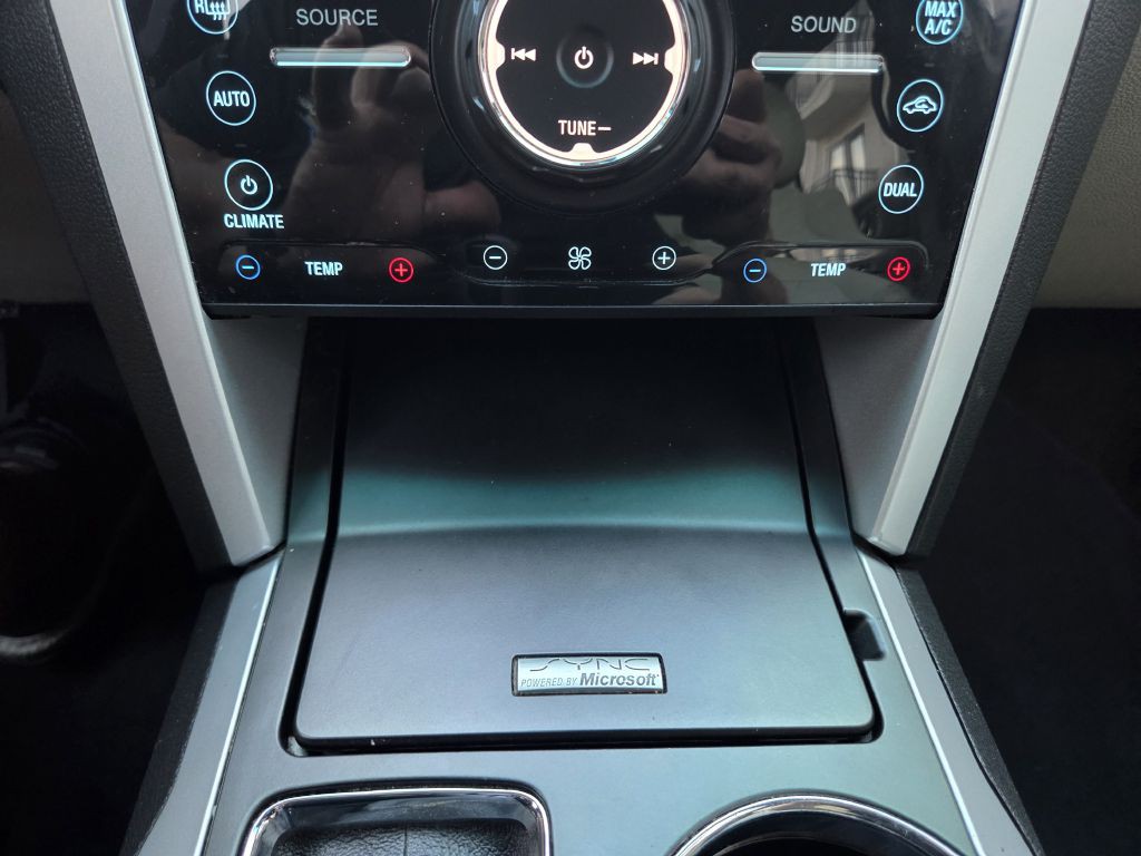 2015 Ford Explorer Image 55