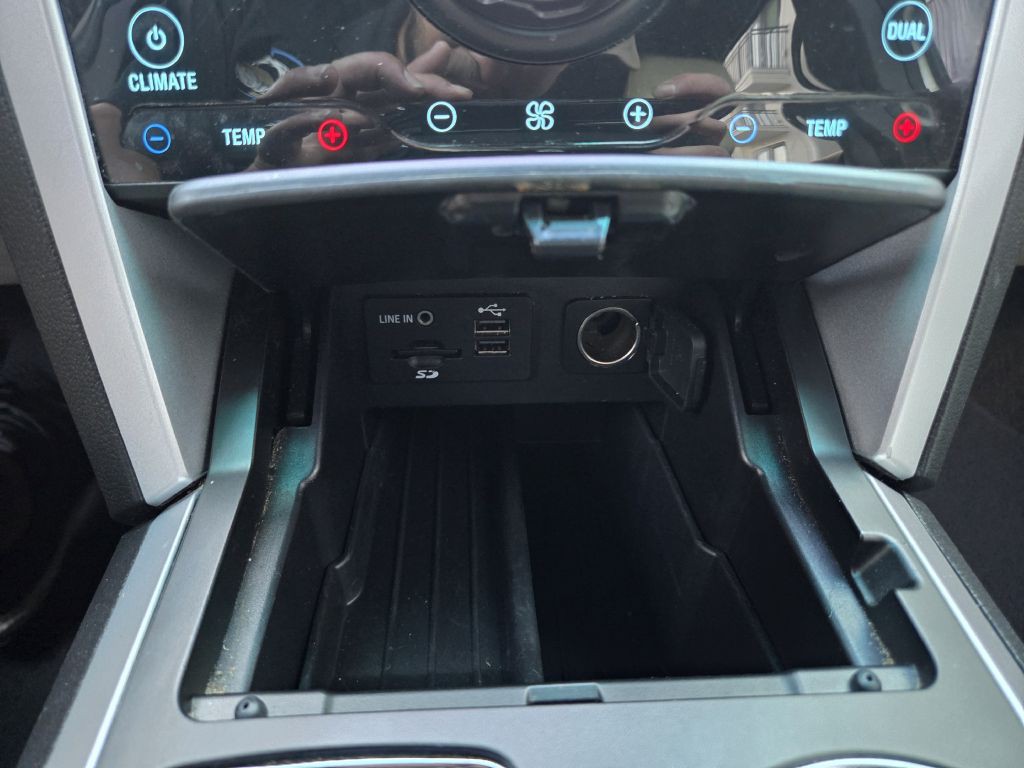 2015 Ford Explorer Image 56