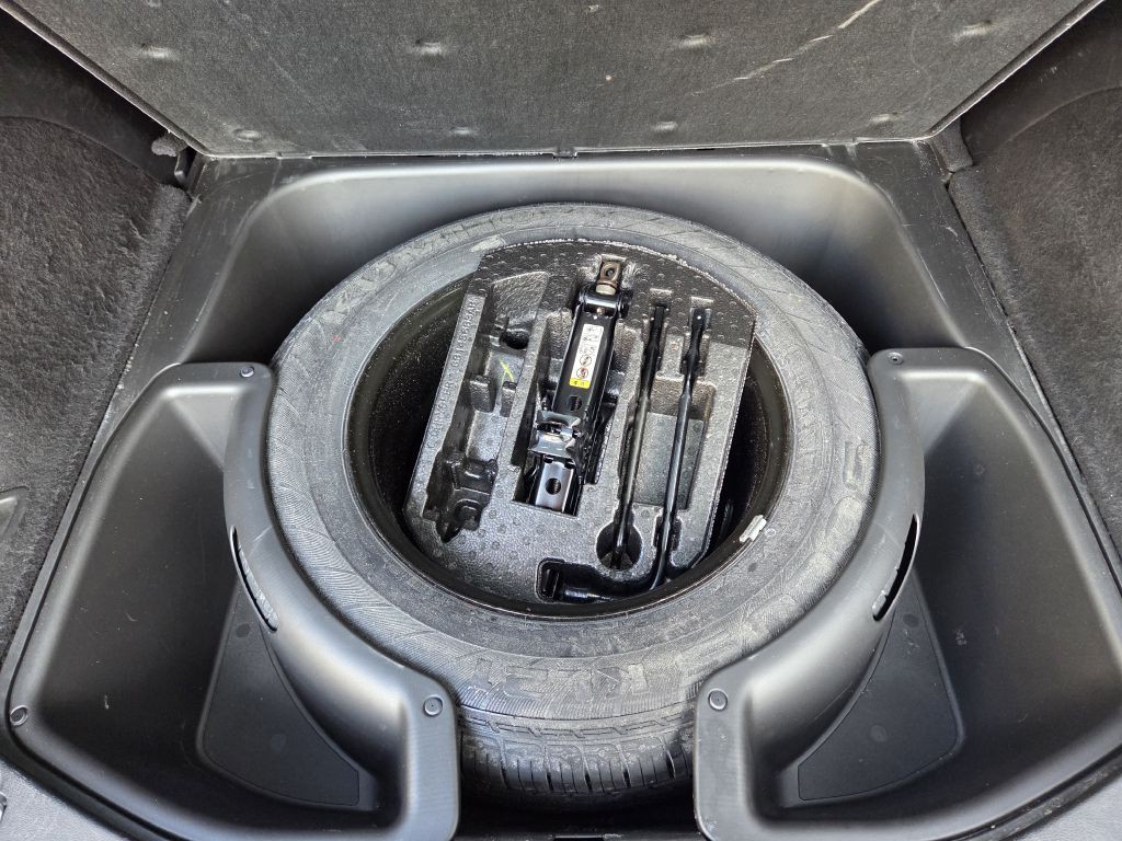 2015 Jeep Grand Cherokee Image 28