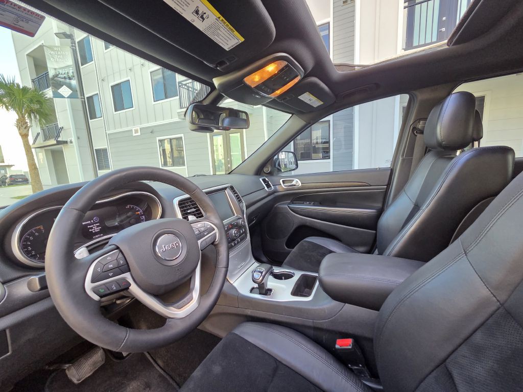 2015 Jeep Grand Cherokee Image 30