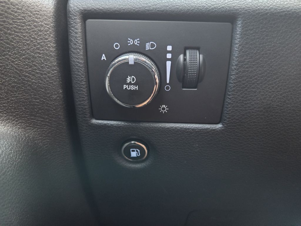 2015 Jeep Grand Cherokee Image 55