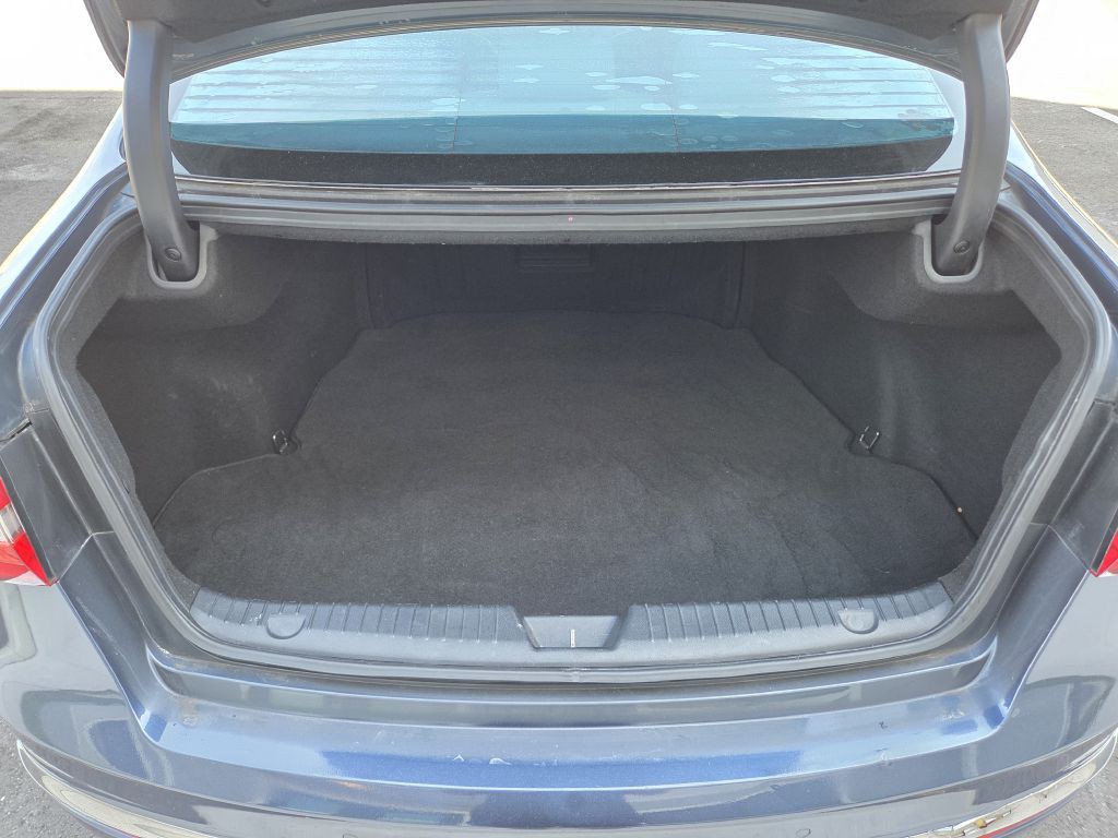 2014 Kia Cadenza Image 12