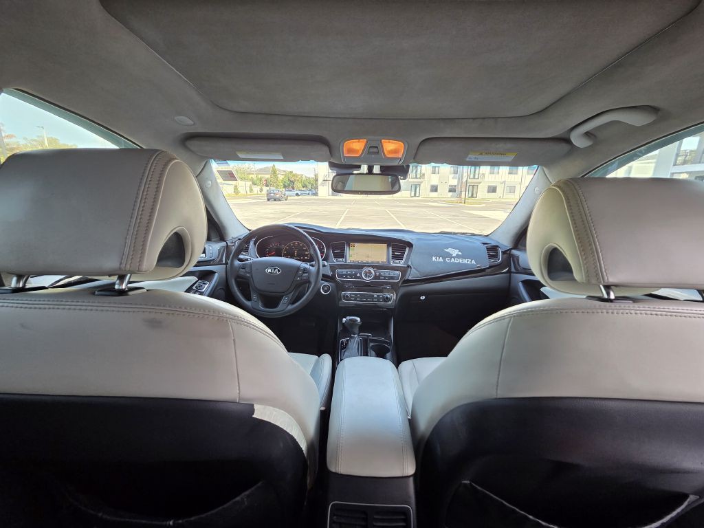 2014 Kia Cadenza Image 19