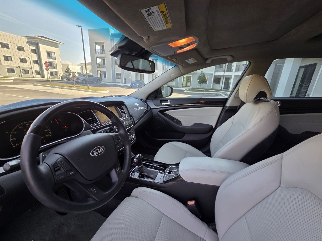 2014 Kia Cadenza Image 23