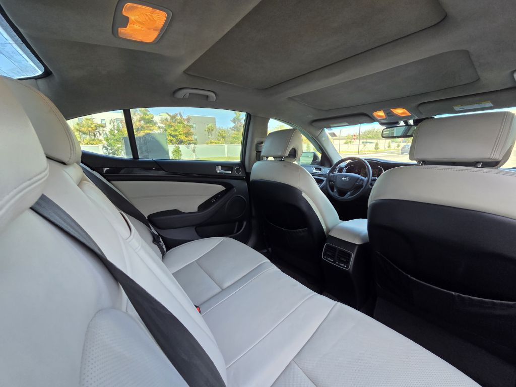 2014 Kia Cadenza Image 29