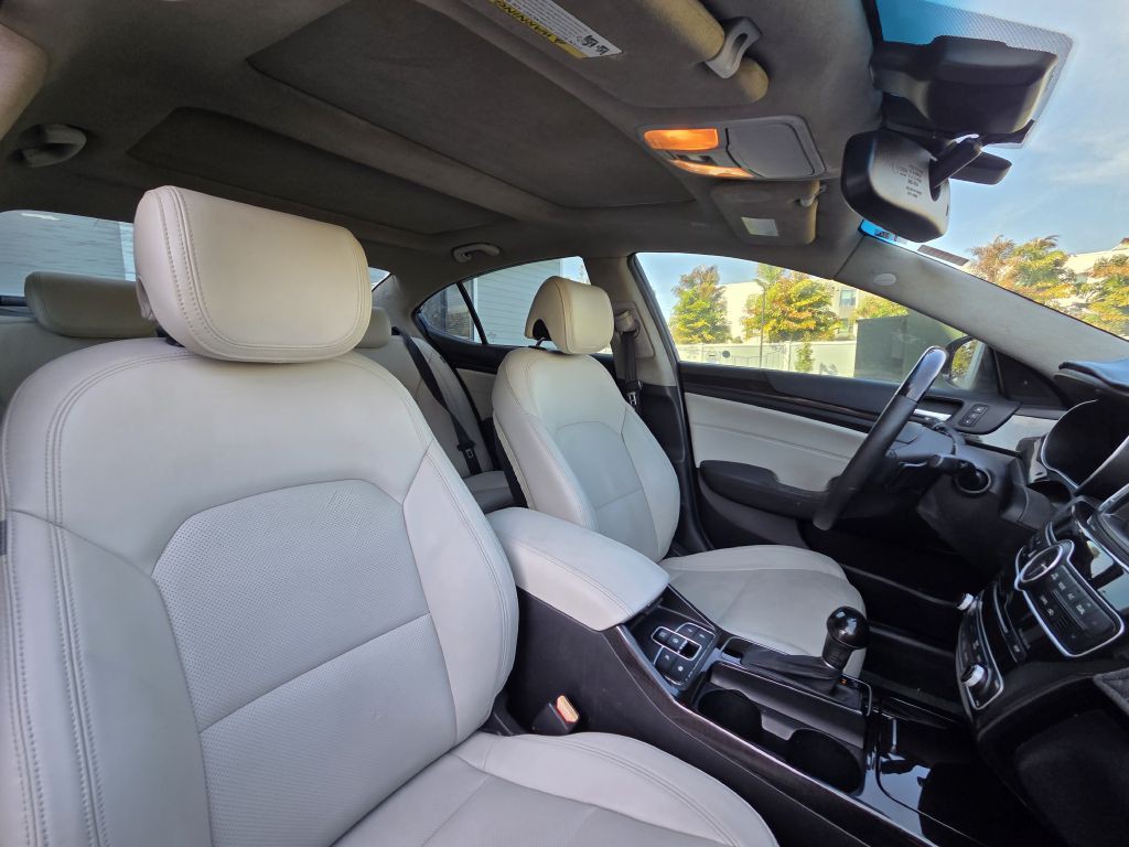 2014 Kia Cadenza Image 33