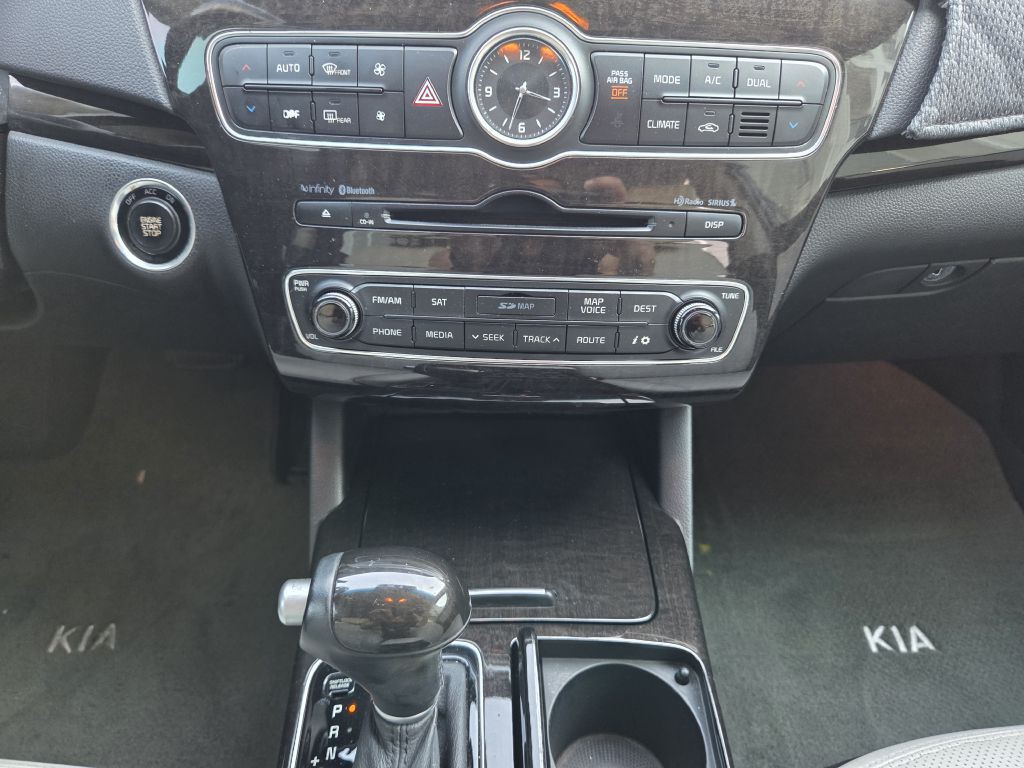 2014 Kia Cadenza Image 39