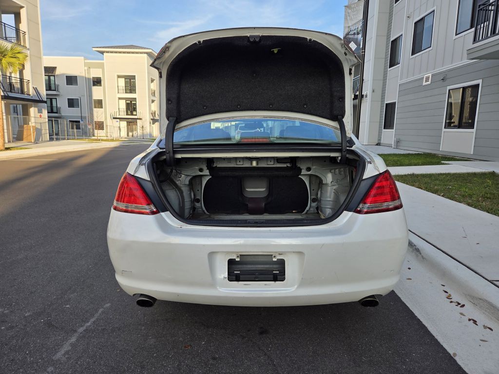 2005 Toyota Avalon Image 11