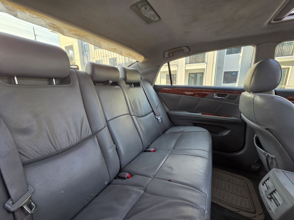 2005 Toyota Avalon Image 30