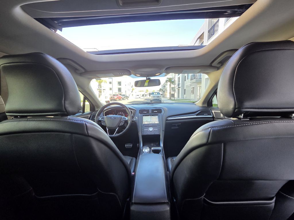 2018 Ford Fusion Image 16