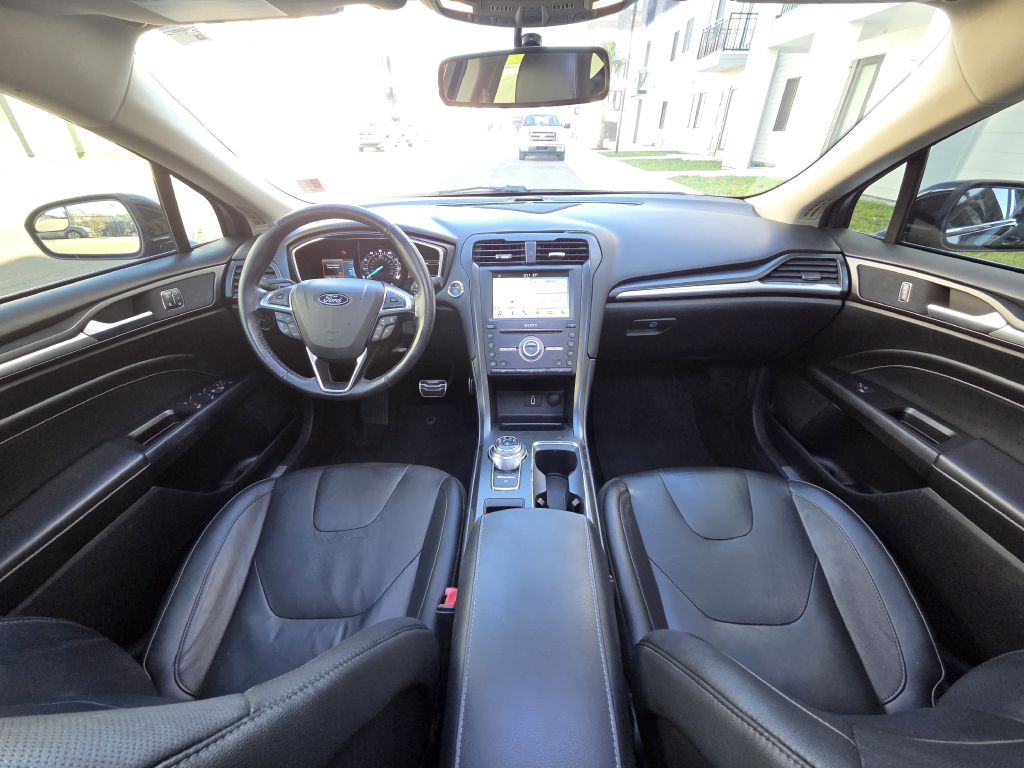 2018 Ford Fusion Image 17