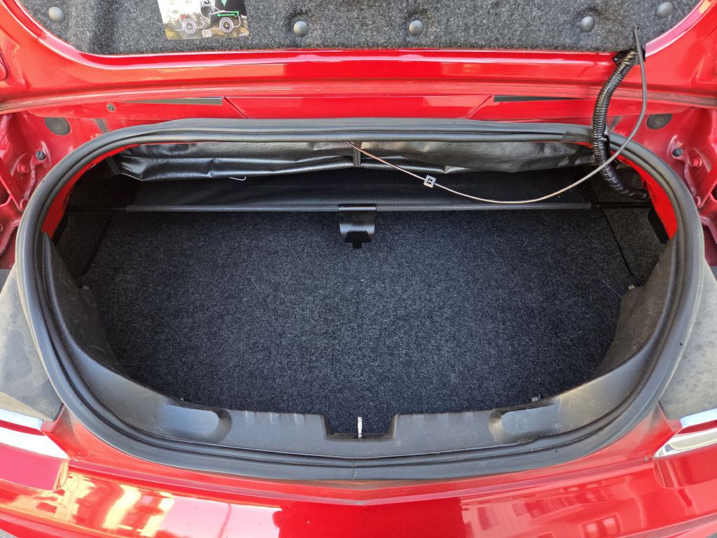 2011 Chevrolet Camaro Image 22