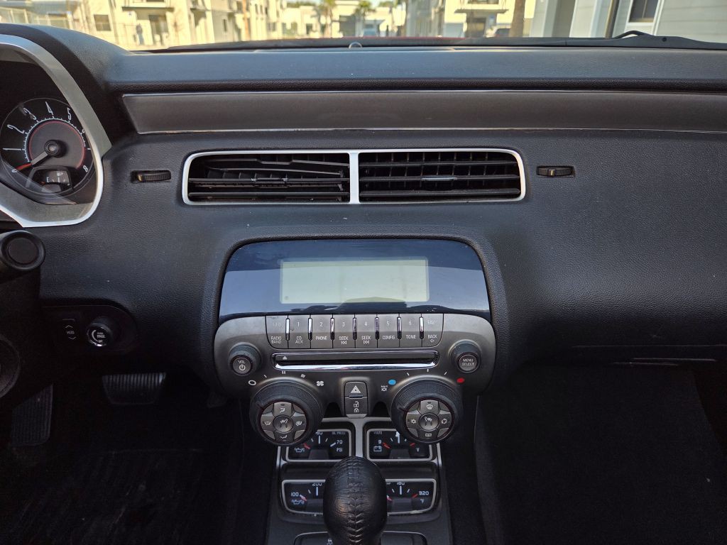 2011 Chevrolet Camaro Image 44