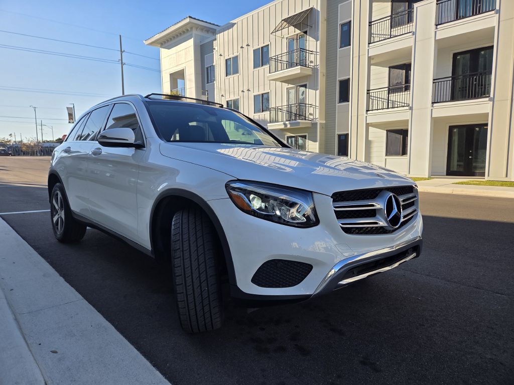 2018 Mercedes-Benz GLC-Class Image 4