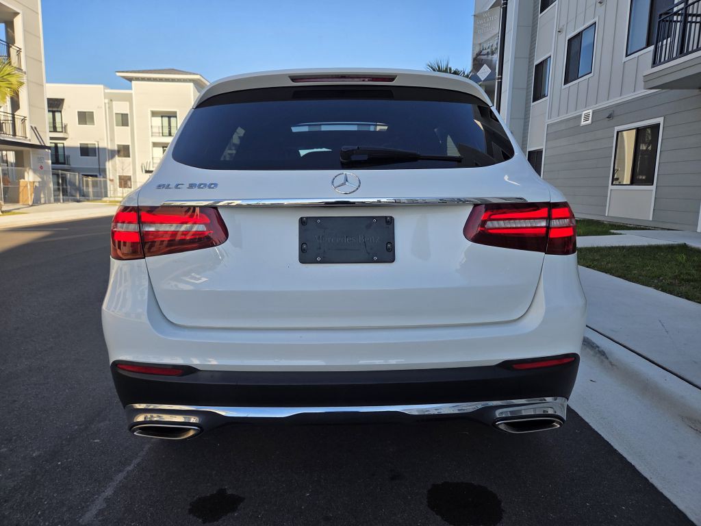 2018 Mercedes-Benz GLC-Class Image 7