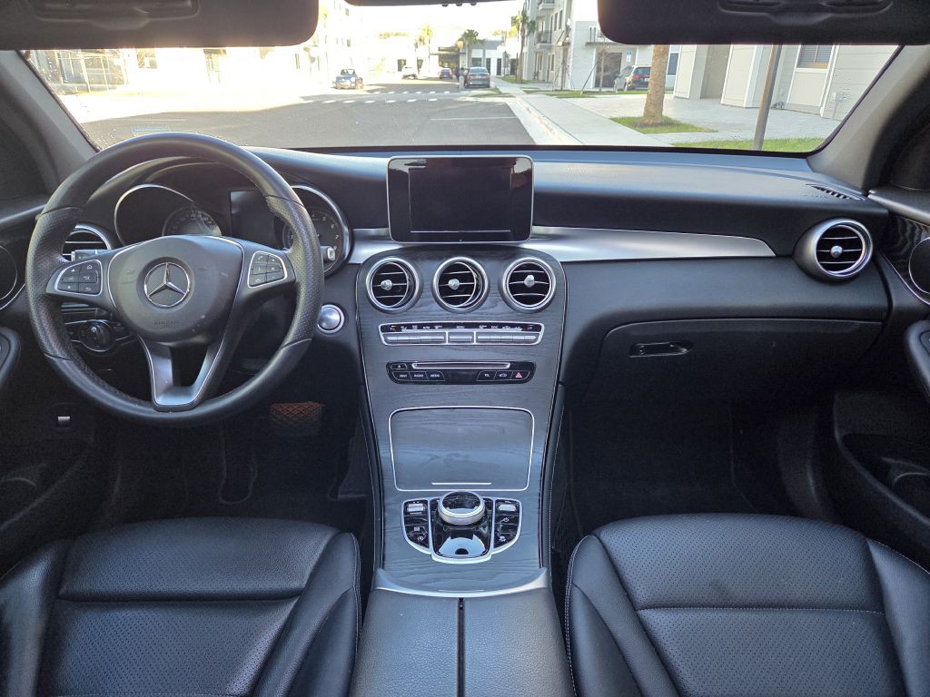 2018 Mercedes-Benz GLC-Class Image 21
