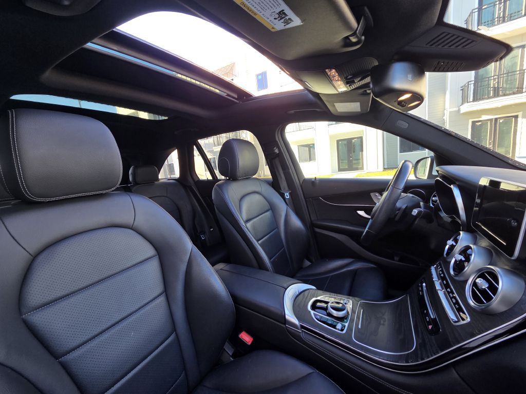 2018 Mercedes-Benz GLC-Class Image 39