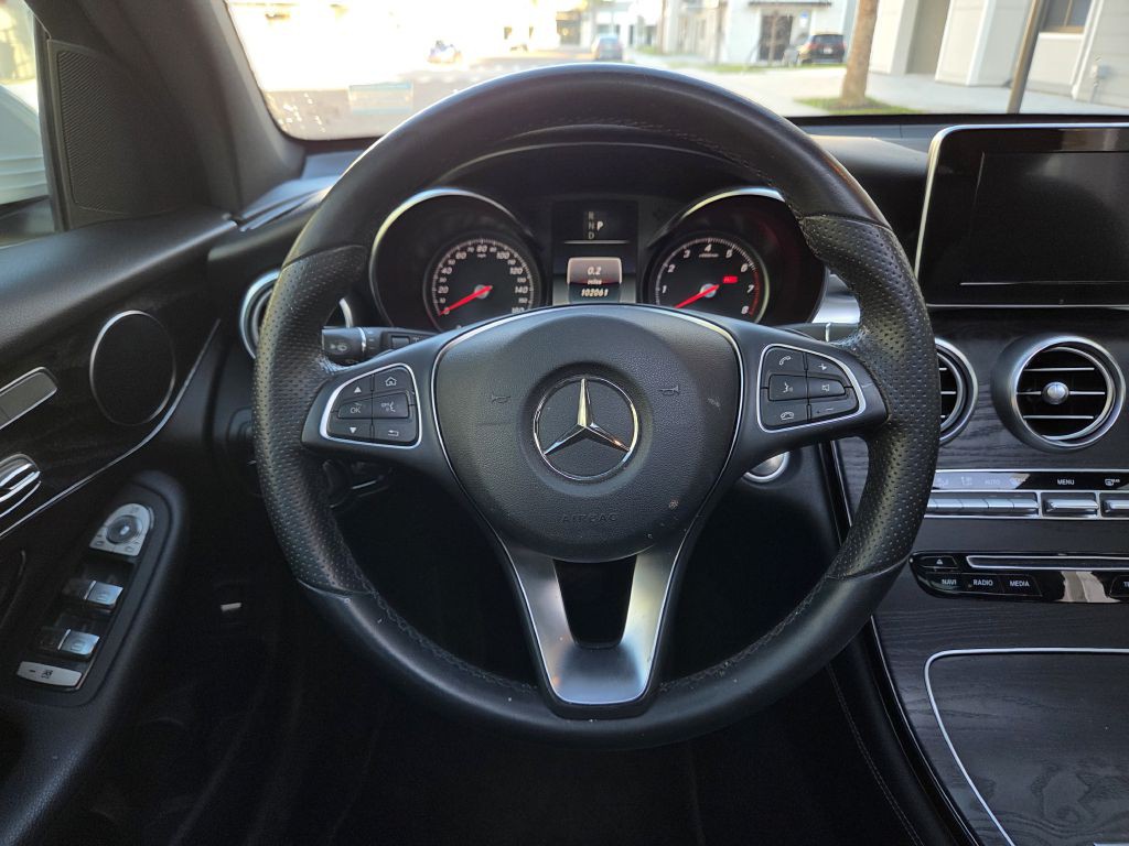 2018 Mercedes-Benz GLC-Class Image 40