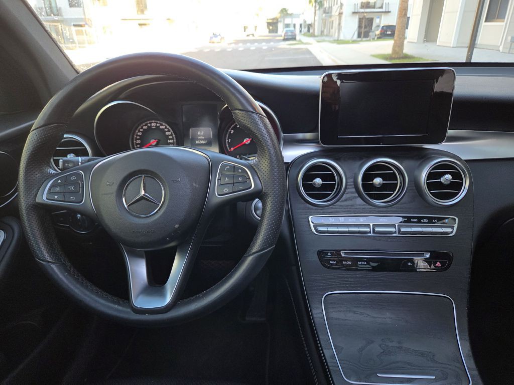 2018 Mercedes-Benz GLC-Class Image 41
