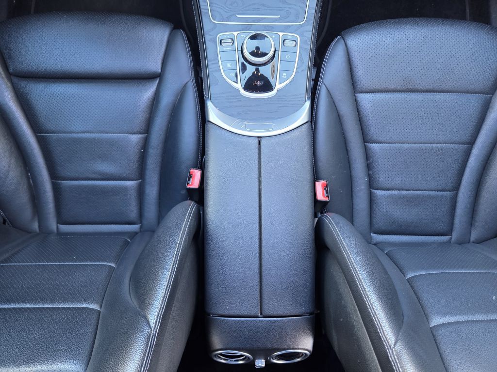 2018 Mercedes-Benz GLC-Class Image 48