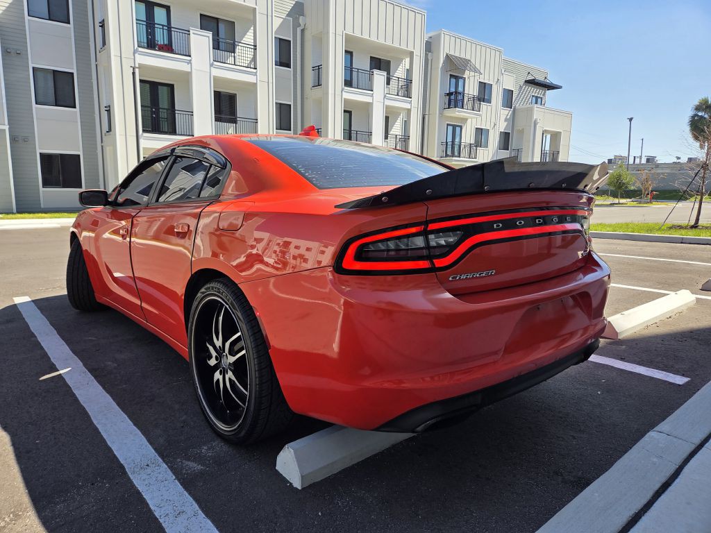 2017 Dodge Charger Image 9