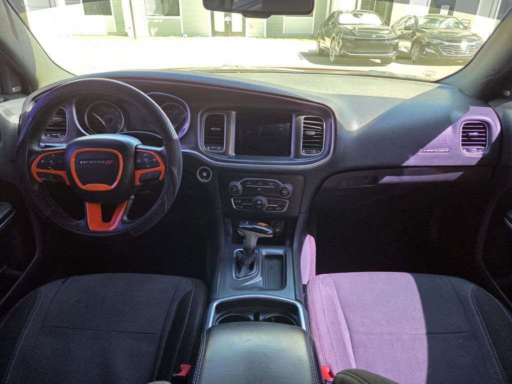 2017 Dodge Charger Image 17