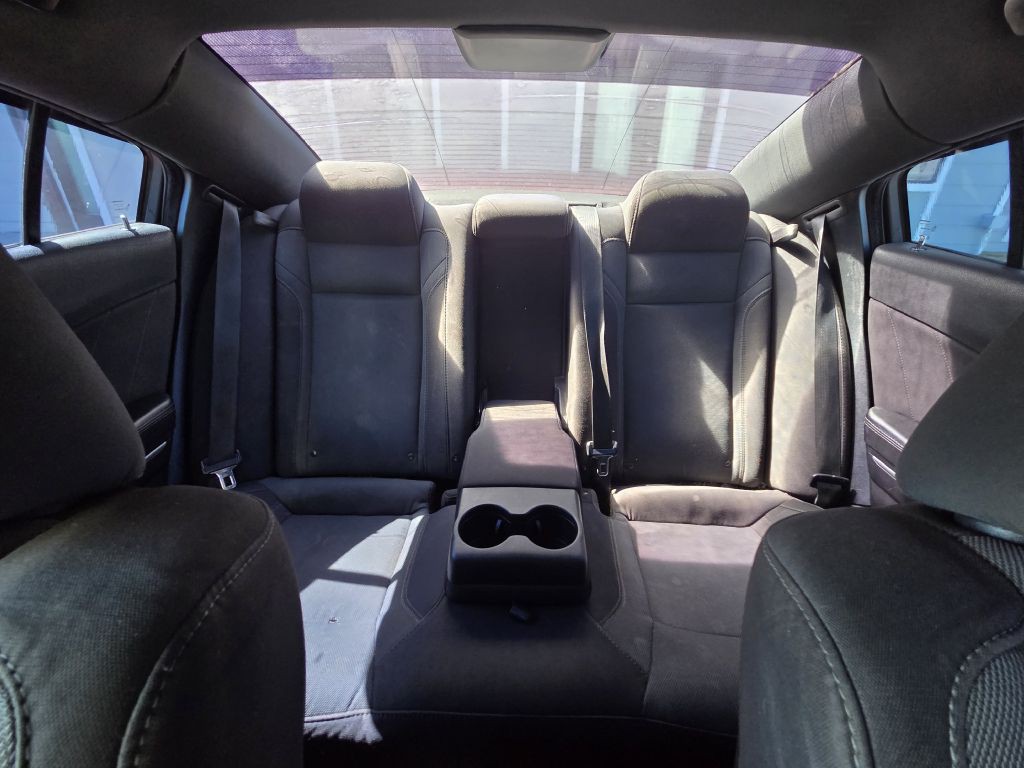 2017 Dodge Charger Image 27