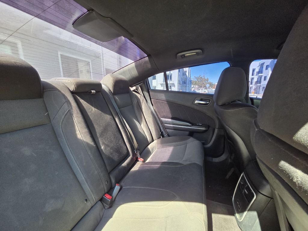 2017 Dodge Charger Image 36