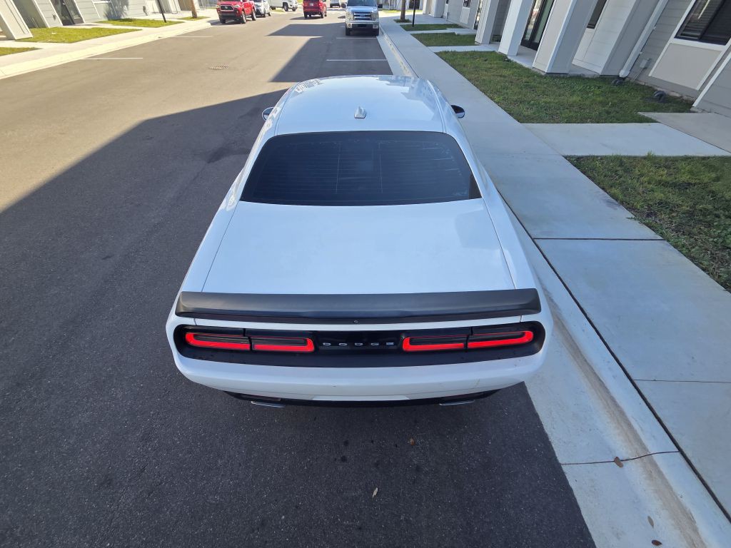 2018 Dodge Challenger Image 8
