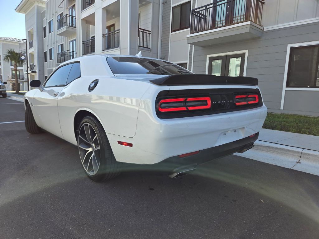 2018 Dodge Challenger Image 9