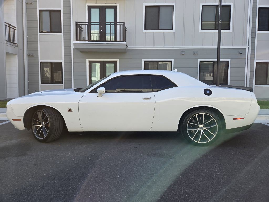 2018 Dodge Challenger Image 10
