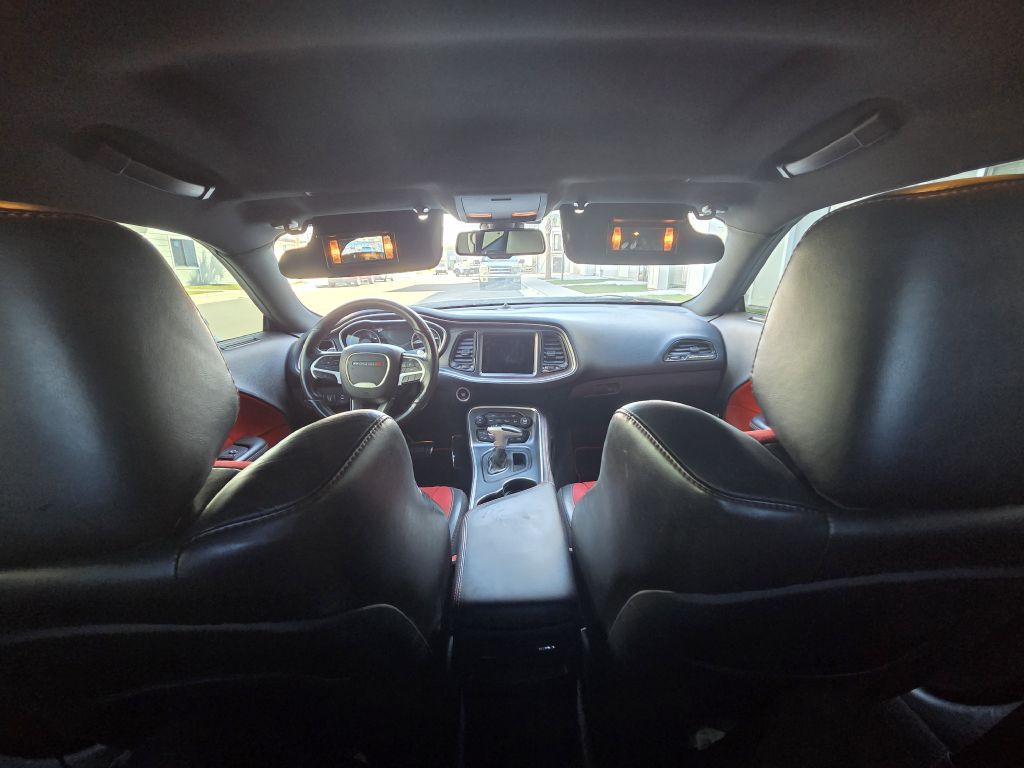 2018 Dodge Challenger Image 17
