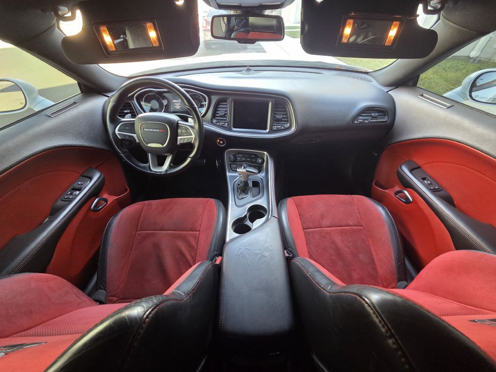 2018 Dodge Challenger Image 18