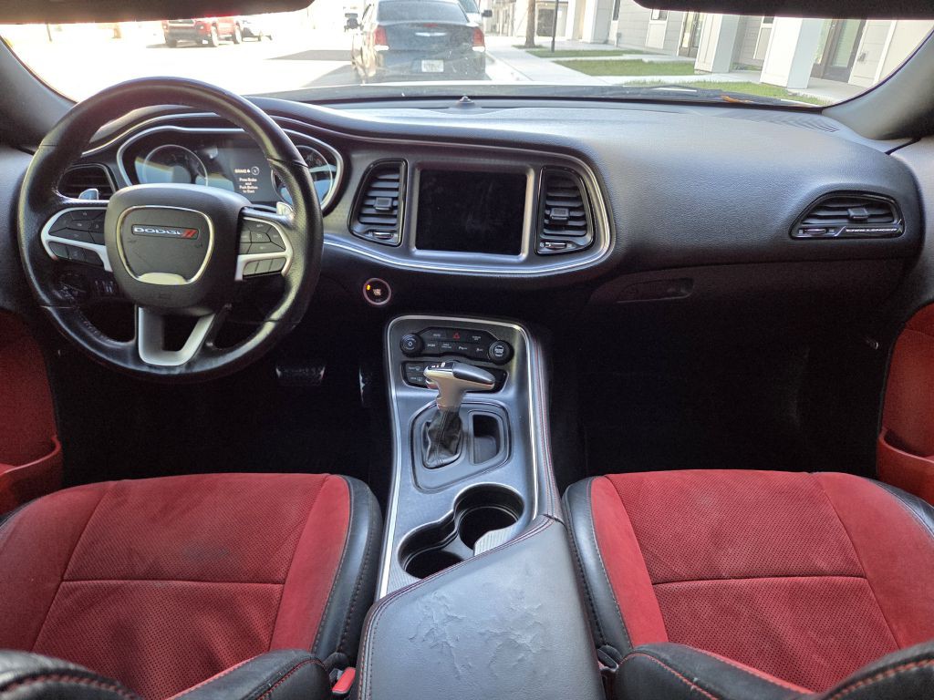 2018 Dodge Challenger Image 19