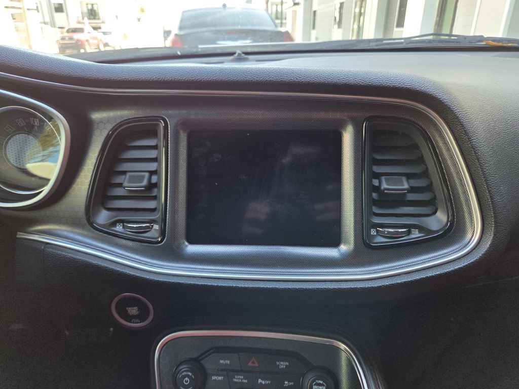 2018 Dodge Challenger Image 22